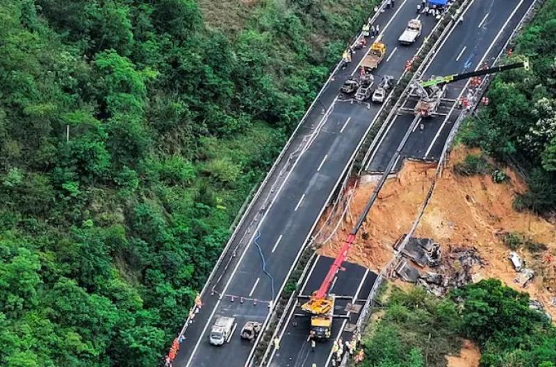 مقتل 36 شخصا في انهيار طريق سريع جنوبي الصين 