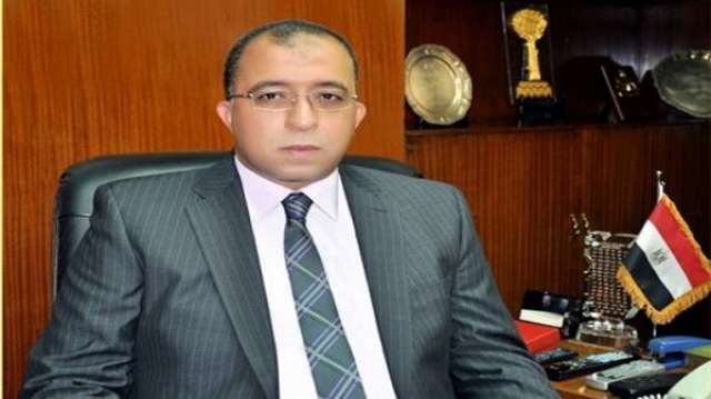 الدكتور أشرف العربى