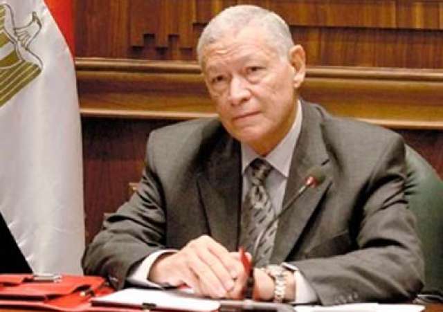 مستشار رئيس الجمهورية للشئون الدستورية المستشار علي عوض