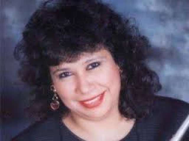 الفنانة إيناس عبد الدايم