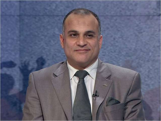 الدكتور عمرو هاشم ربيع