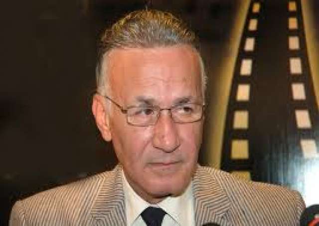 عزت أبو عوف