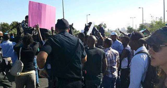 اليهود السود يتظاهرون احتجاجاً على عنصرية إسرائيل