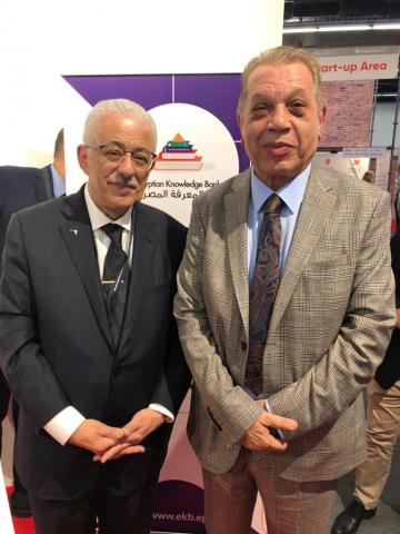النائب أسامة شرشر مع الدكتور طارق شوقى وزير التربية والتعليم 
