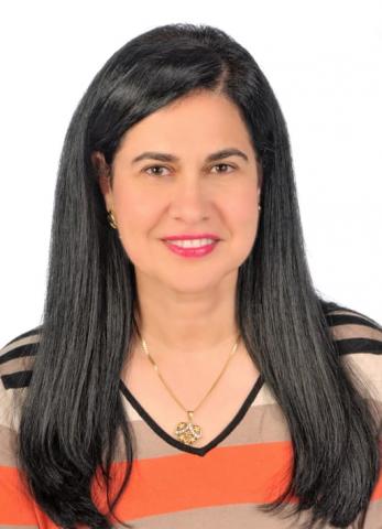 الوزير مفوض سامية بيبرس مدير ادارة متابعة الأزمات بالجامعة العربية