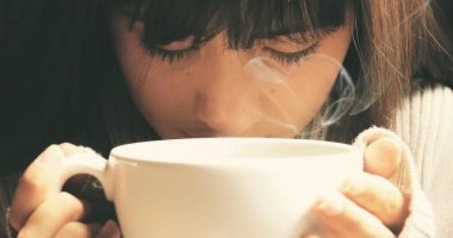 بلاش تخونها بالسكر الزيادة.. 6 قواعد لشرب القهوة على طريقة السوشيال ميديا