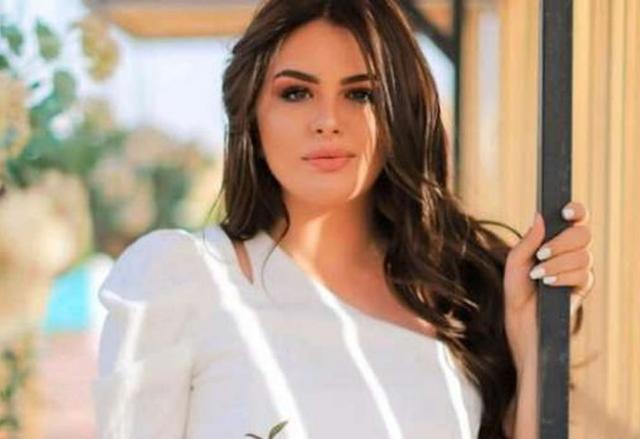 الفنانة هنادي مهنا