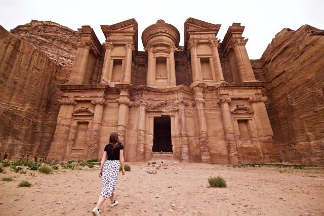 وزارة السياحة والآثار