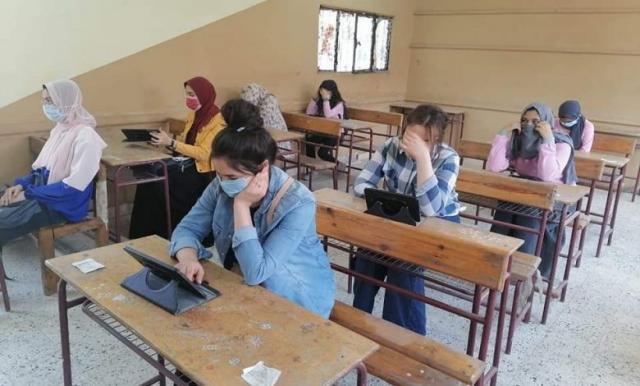 طلاب الثانوية العامة
