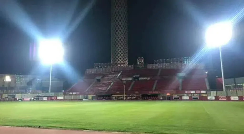 بسبب تطوير التتش.. الأهلي يتدرب على ملاعب مدينة نصر قبل مباراة إنبي