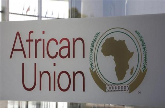الاتحاد الأفريقي يرفض حظر السفر بسبب متغير Covid-19 الجديد
