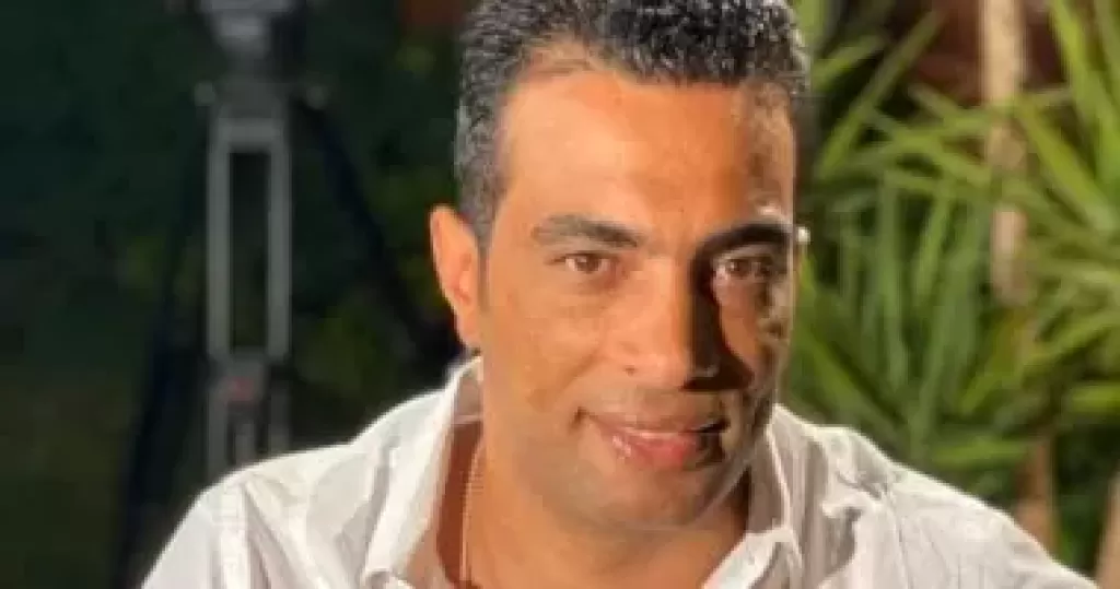 شادي محمد لـ كهربا: قميص الأهلي كبير وعليك التعب لمصالحة الجمهور