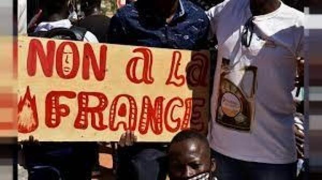 بوركينا فاسو.. اعتراض متظاهرين لقافلة عسكرية فرنسية