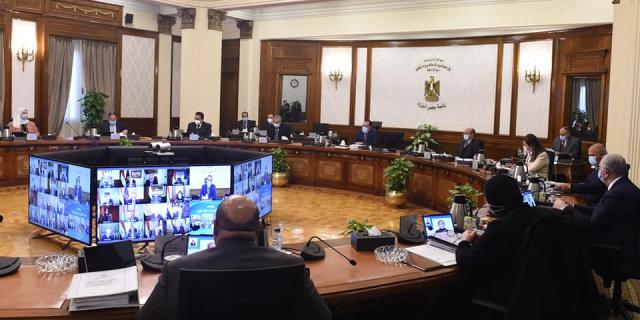 «الوزراء» يشكل لجنة لإدارة ملف المعديات والعائمات النيلية