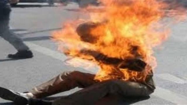 موظف مفصول يحاول الانتحار بإشعال النار في نفسه أمام ديوان محافظة الإسماعيلية