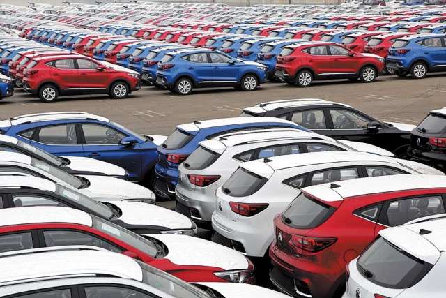 توقعات بتراجع مبيعات السيارات الجديدة في أمريكا 20.9% خلال مايو