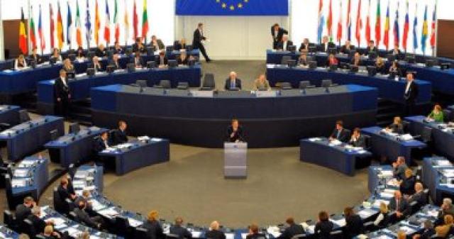 المفوضية الأوروبية توافق على خطة لدعم الشركات المتضررة من الأزمة الأوكرانية بلاتفيا
