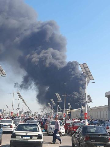 عاجل | نشوب حريق هائل بمول كارفور بمحرم بك محافظة الإسكندرية