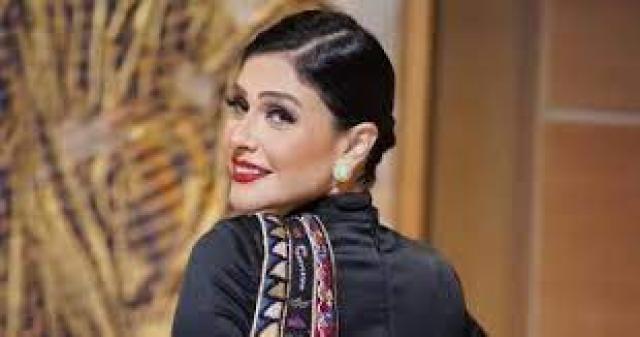 بالأسود.. بسمة تخطف الأنظار في أحدث ظهور
