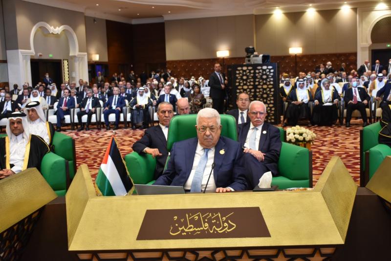 الرئيس عباس يدعو القمة العربية لتشكيل لجنتين وزاريتين لدعم فلسطين سياسيا وقانونيا