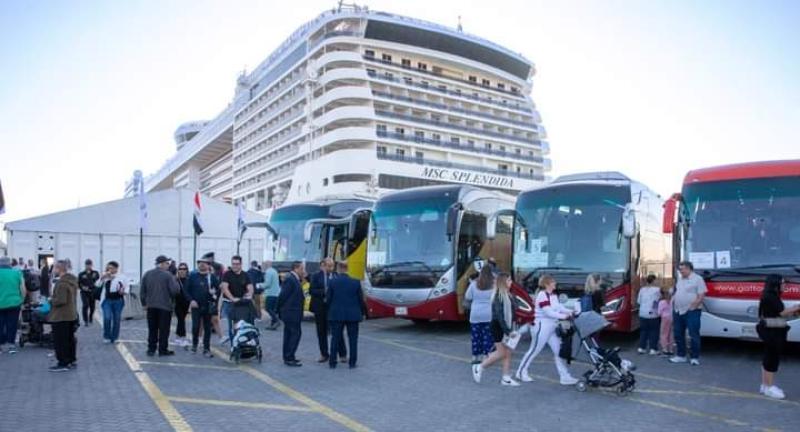 ميناء السخنة يستقبل السفينة السياحية Splendida وعلى متنها ٢٢٠٠ سائح