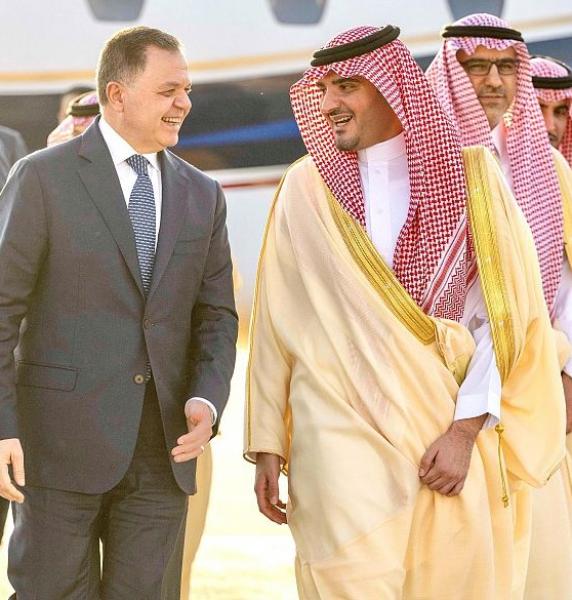 اللواء محمود توفيق وزير الداخلية يصل الرياض في زيارة رسمية