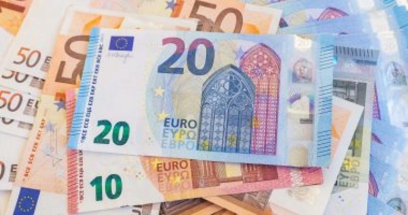 سعر اليورو اليوم الأربعاء 30-11-2022 فى مصر