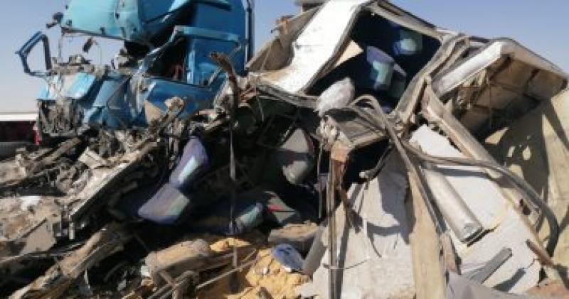 إصابة 10 أشخاص فى حادث تصادم سيارتين أعلى وصلة دهشور بمدينة 6 أكتوبر