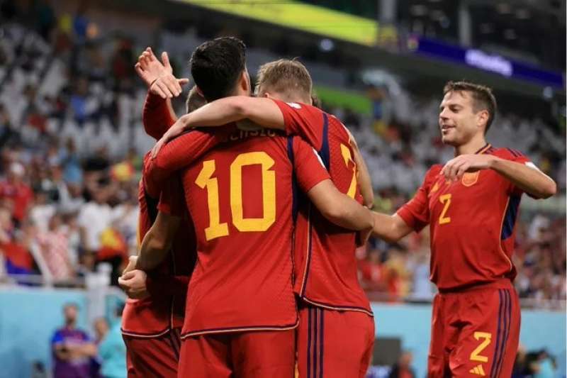 أسينسيو علي رأس تشكيل منتخب إسبانيا أمام المغرب في كأس العالم 2022