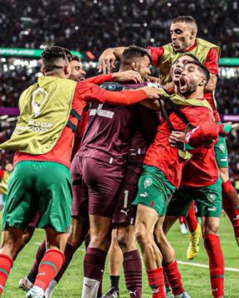 عاجل| لأول مرة في التاريخ..المغرب تتأهل إلي الدور ربع النهائي بكأس العالم