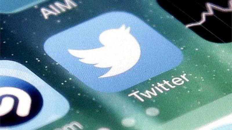 شركة تويتر تعتزم زيادة رسم الاشتراك للحسابات الموثقة لمستخدمي أجهزة آبل