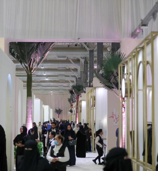 معرض ”أنا عربية” أكبر تجمع في الشرق الأوسط ضمن فعاليات موسم الرياض  يبرز ثقافة المرأة العربية في التصاميم والأزياء