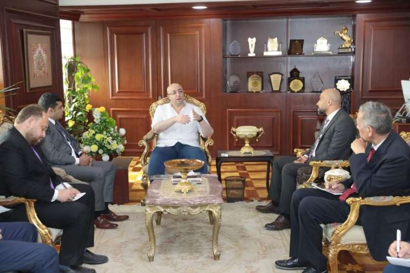 محافظ بنى سويف يلتقى وفد من  المجلس القومى لحقوق الإنسان ضمن زيارتهم المحافظة