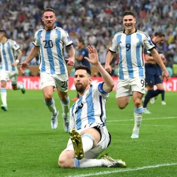 الأرجنتين تتقدم علي فرنسا بهدفين في الشوط الأول بنهائي كأس العالم 2022