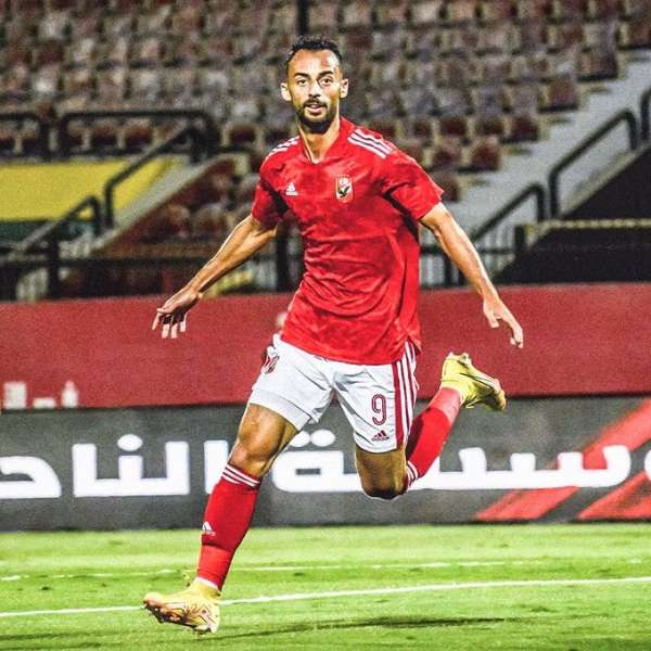 عبد القادر يسجل الهدف الأول للأهلي أمام فاركو فى الدوري الممتاز