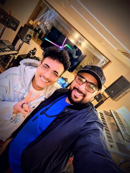 الشاعر محمد جمعة يتعاون مع محمد رحيم في أغنية جديدة بعنوان” سندريلا”.