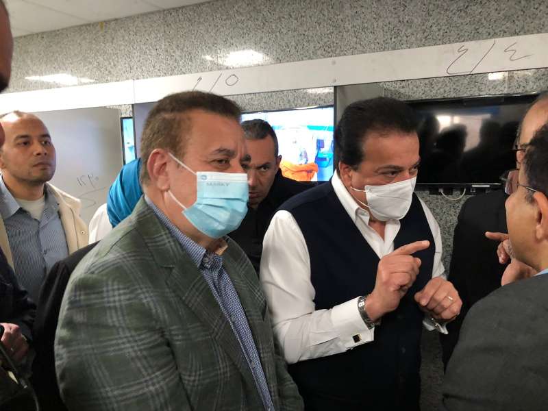 وزير الصحة يوجه بنقل حالة مريض إلي مستشفي زاوية الناعورة