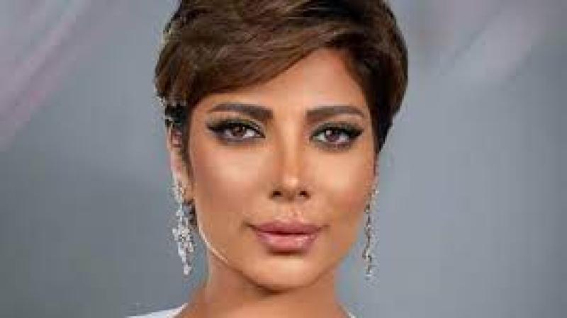 بالايس كاب ..اصالة الانظار برفقة زوجها