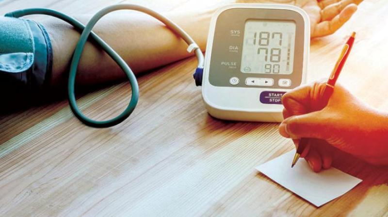 استشاري: ابتكار جهاز لعلاج ضغط الدم يساعد مرضى الحالات الحرجة