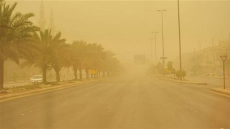 الأتربة تغطي سماء العاصمة.. رياح شديدة تضرب القاهرة الكبرى اليوم
