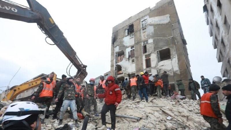 رئيس منظمة الهلال الأحمر السوري يناشد برفع العقوبات الاقتصادية المفروضة على بلاده لتتمكن من مواجهة تداعيات الزلزال