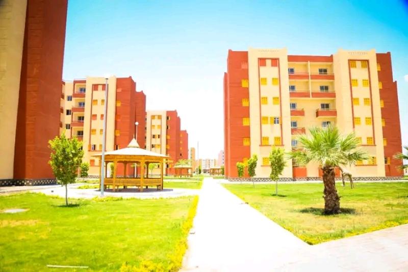 وزير الإسكان: تنفيذ 6800 وحدة سكنية بمبادرة ”سكن كل المصريين” و42 مبنى خدميا بمدينة قنا الجديدة