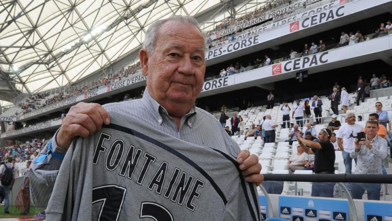 وفاة مهاجم المنتخب الفرنسي الأسبق جوست فونتين عن عمر 89 عاما