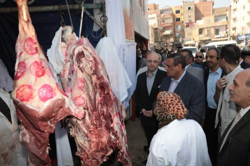 محافظ بني سويف يوجه بتجهيز 9 منافذ على مستوى  المحافظة لبيع اللحوم البلدي بأسعار مخفضة بالتعاون مع حزب حماة وطن