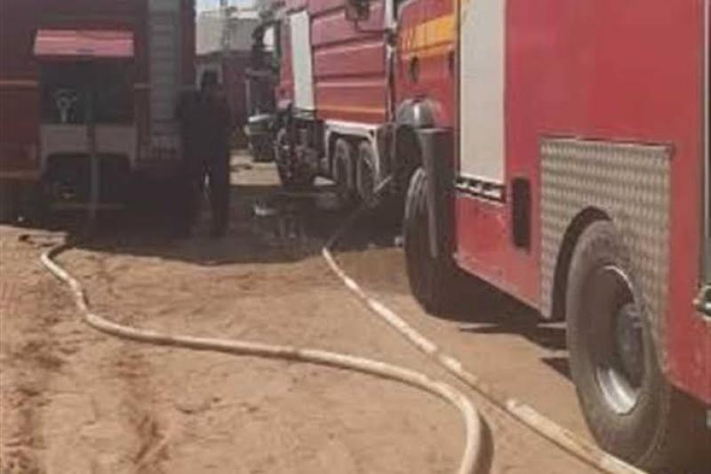 إصابة 4 عمال بحريق مصنع كسر زجاج بالمنوفية
