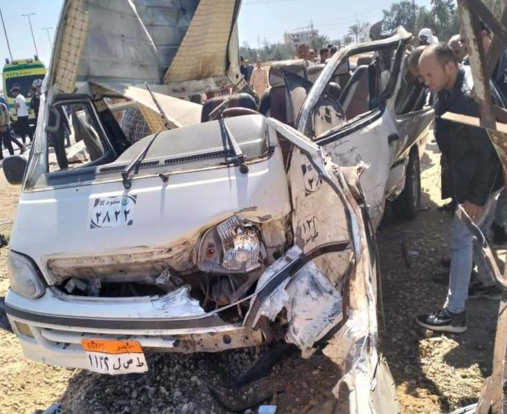 مصرع وإصابة 11 شخصاً في حادث مروع علي صحراوي الإسماعيلية