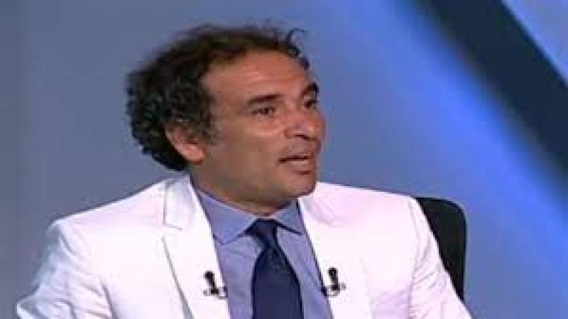  الدكتور عمرو حمزاوي، استاذ العلوم السياسية