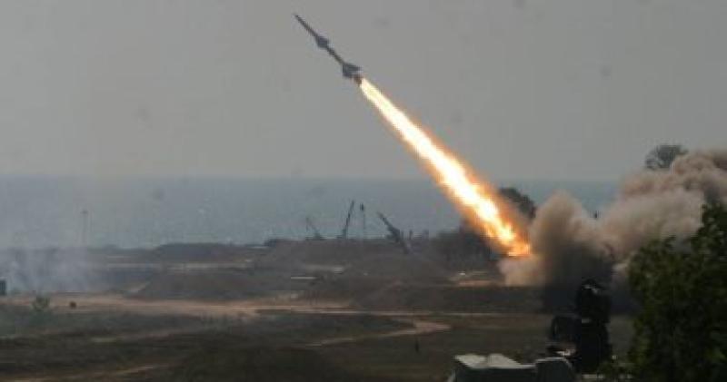 صورة لأطلاق الصاروخ ستورم شادو البريطاني الجديد