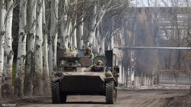 صورة دبابة اوكرانية غربي باخموت