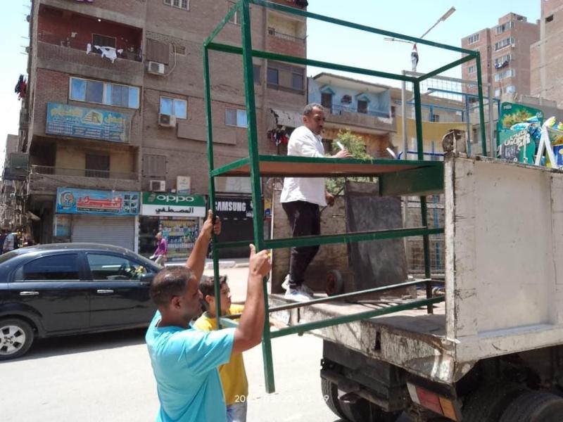 بالصور.. الجيزة تشن حملات في هذه الشوارع بحي جنوب لرفع الإشغالات من المقاهي والمحلات